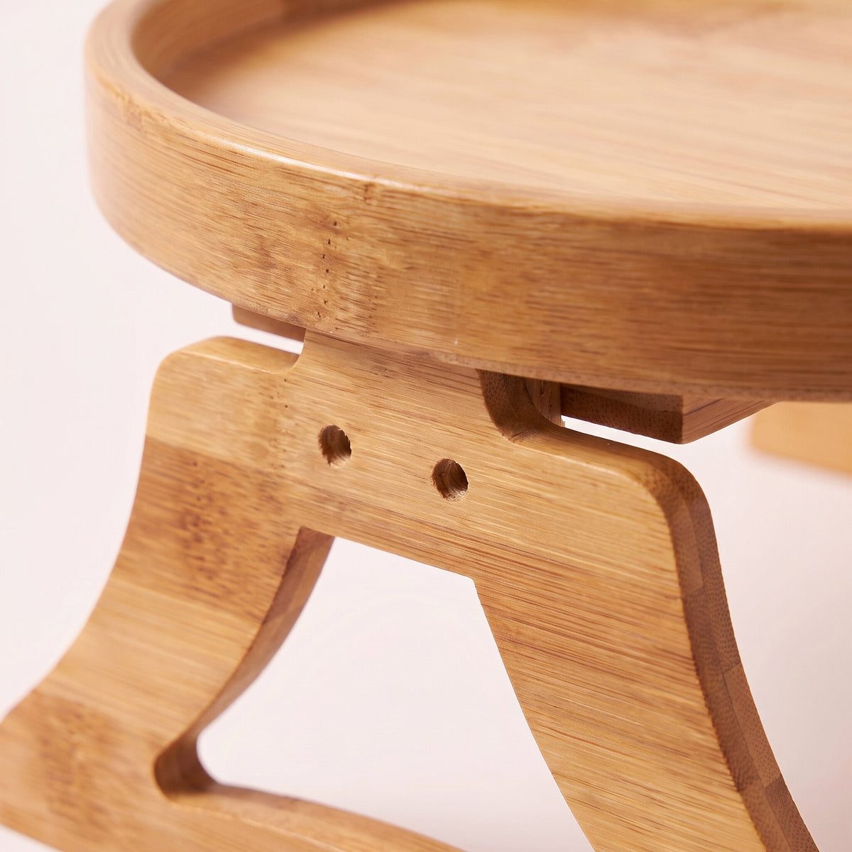 Round Bamboo Sofa-Arm Tray with Hinged Clamps – product view 2