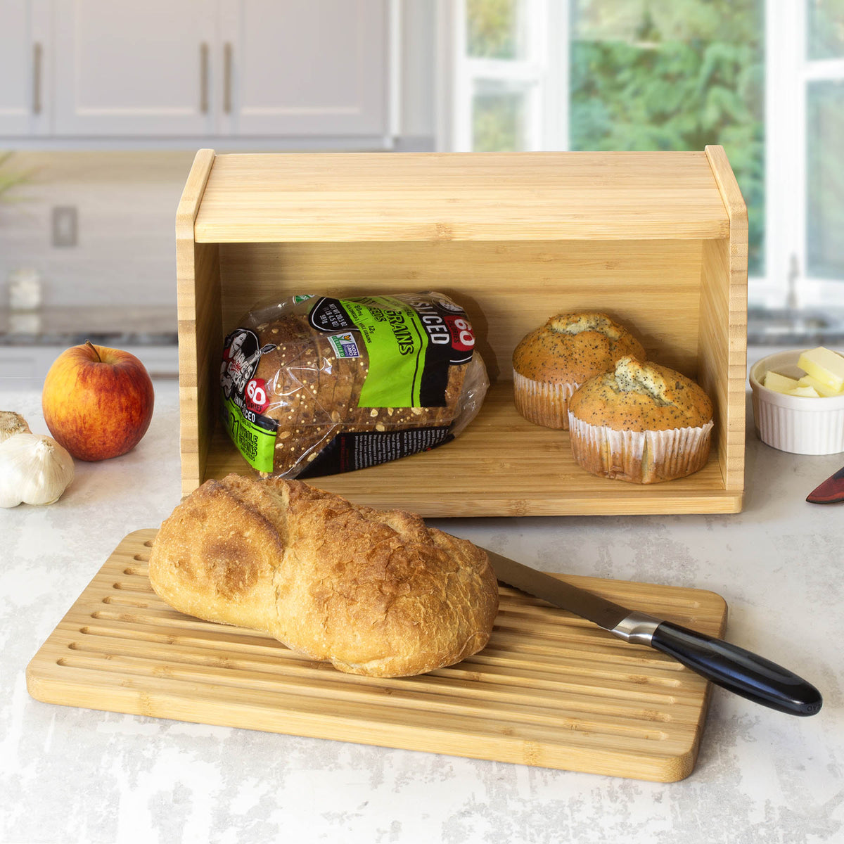 Bamboo Bread Bin with Removable Crumb-Groove Board – product view 2
